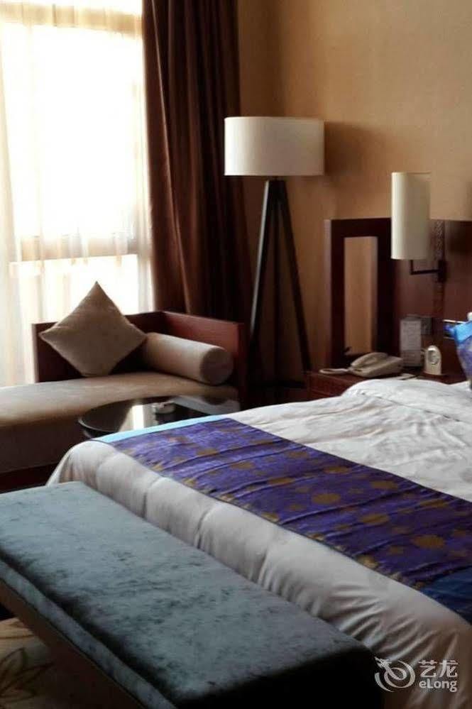 Liuzhou Sanjiangxian Dongxiangguo Hotel 外观 照片
