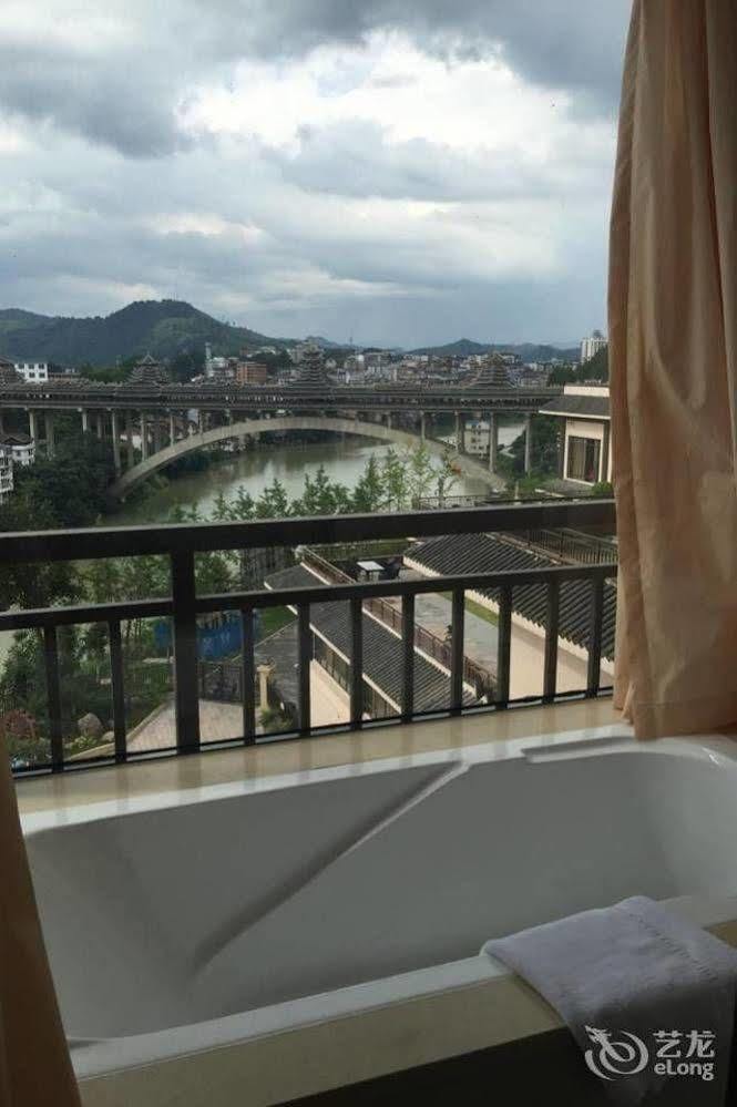 Liuzhou Sanjiangxian Dongxiangguo Hotel 外观 照片